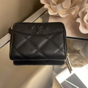 TORY BURCH Leather Zip Around Coin Purse Wallet Black w. Key Ring